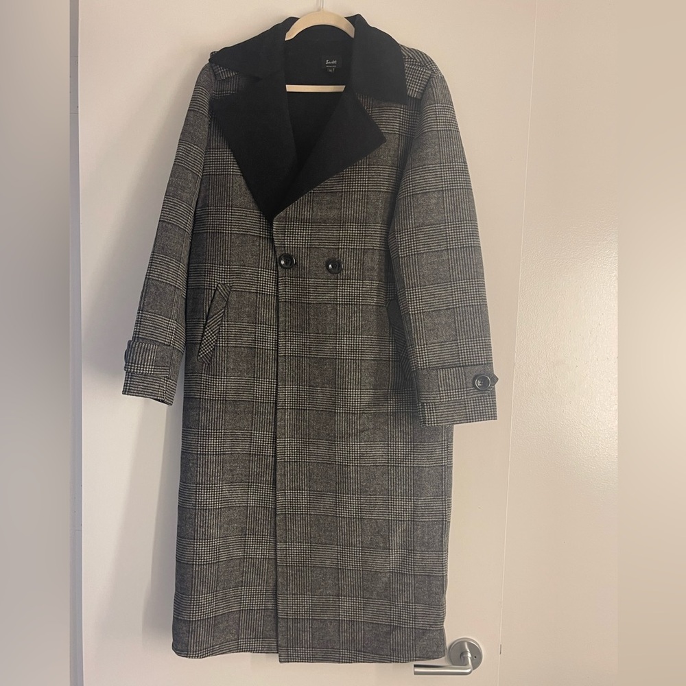 Bardot Classic Oversized 100% wool coat in size Medium/Large